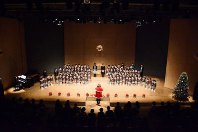 （クリスマス音楽会）「歌も合奏も、 先生に地球くらい大きなはなまるもらったよ！」